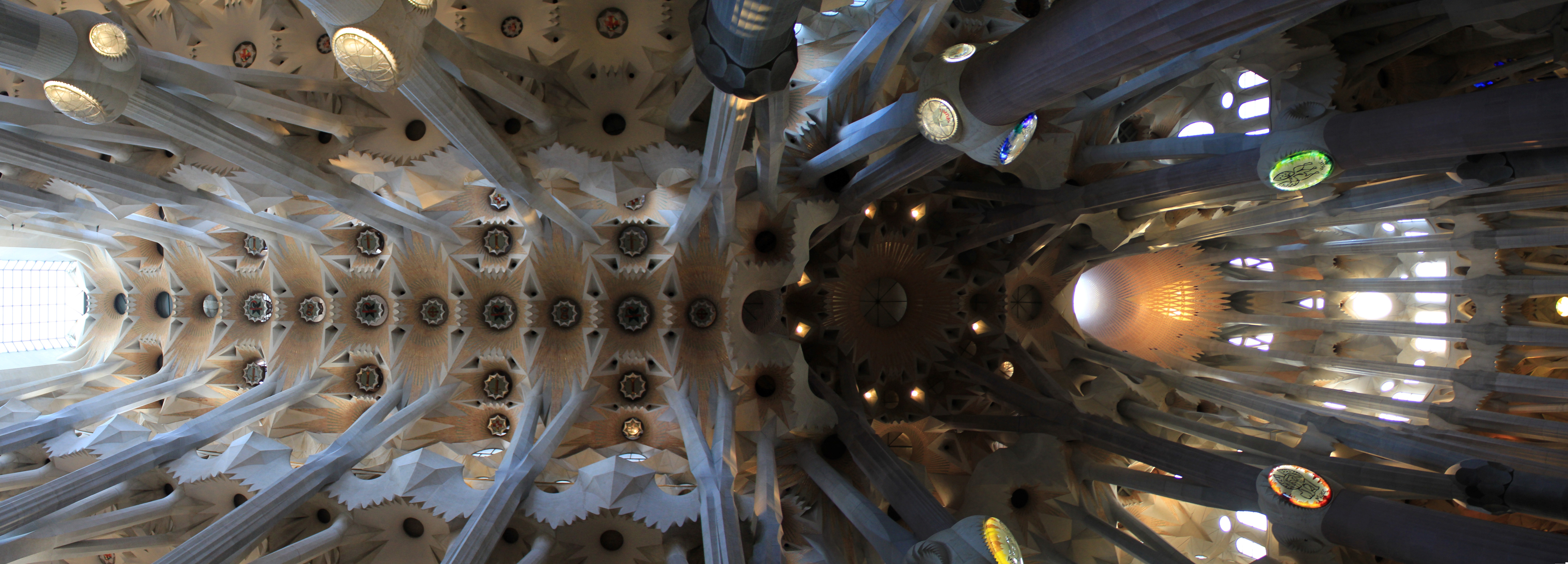 Sagrada_Familia.jpg